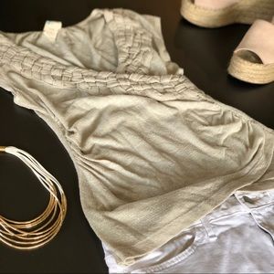 🔥Anthropologie Knit Surplice Top - Flattering!!🔥